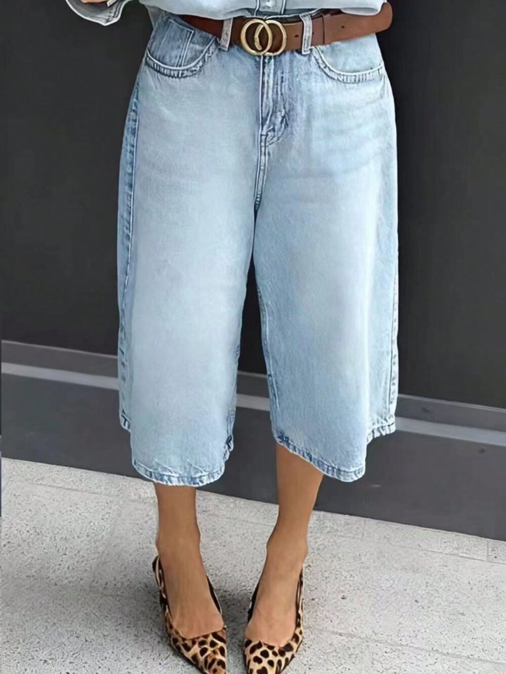 Light Blue Casual Women's Denim Bermuda Shorts with Buttons